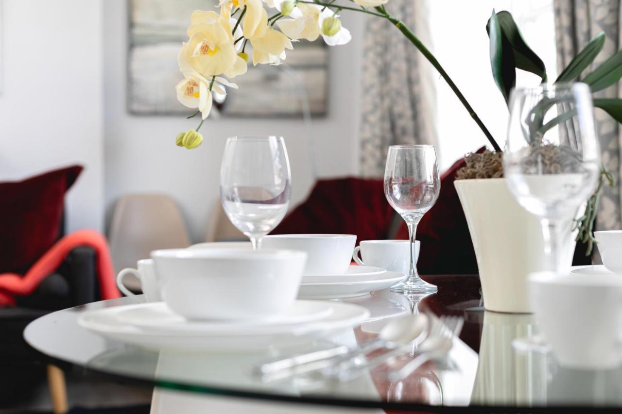 Penthousestays Notting Hill - Chic 2 Bedroom Apartment W/ King Beds - Near Portobello Road & Kensington High Street London Eksteriør billede